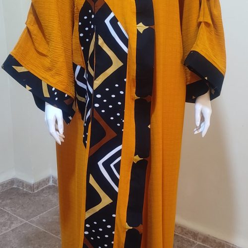 عباءة غيداء