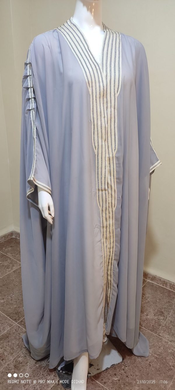 عباءة سلطانة