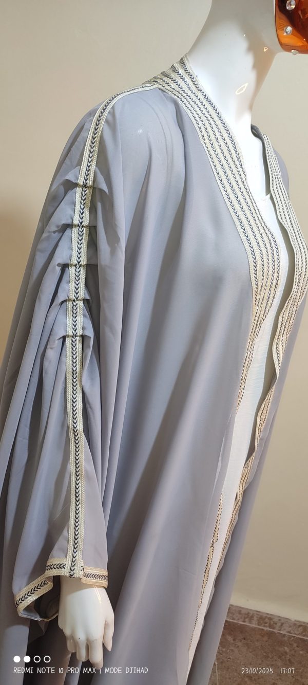 عباءة سلطانة