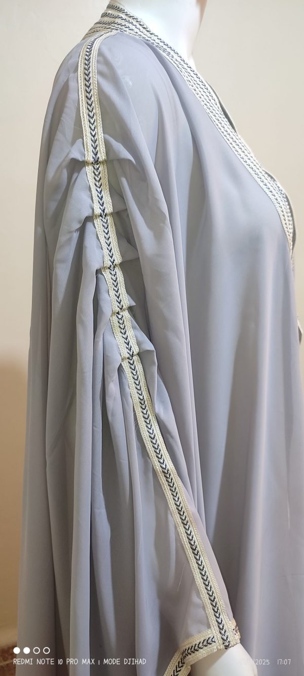 عباءة سلطانة