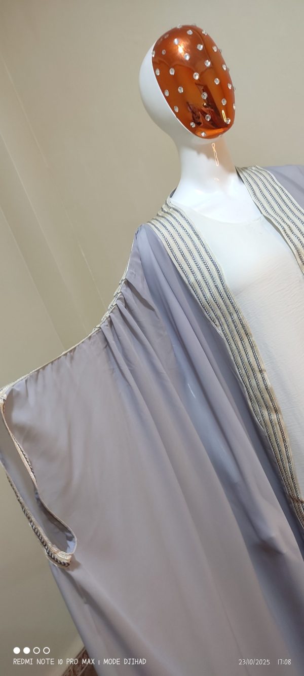 عباءة سلطانة