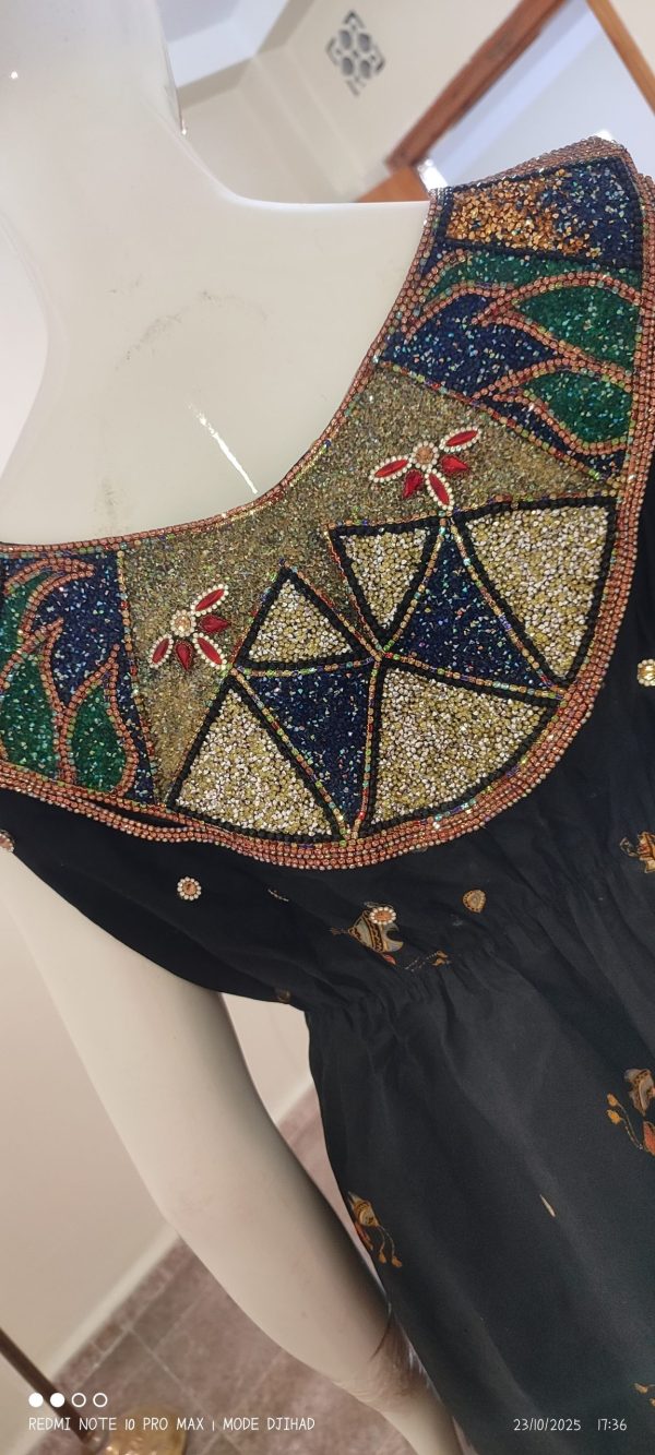 فستان نفرتيتي