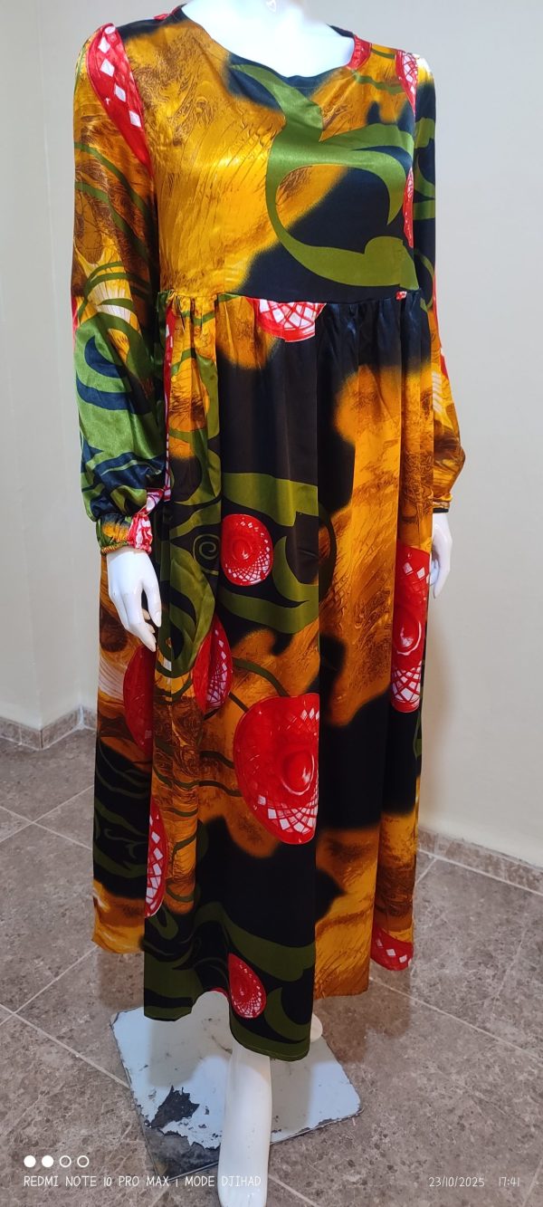 فستان حُرّه